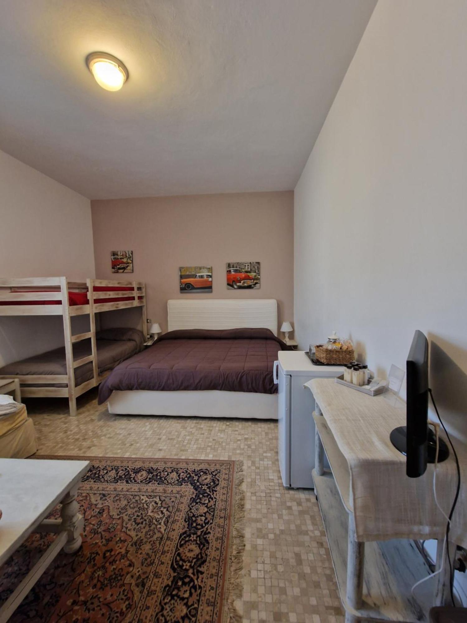 Camere Le Margherite Olbia Bagian luar foto